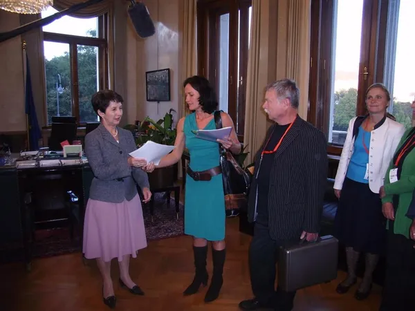 Übergabe der Petition im Parlament, Foto 8