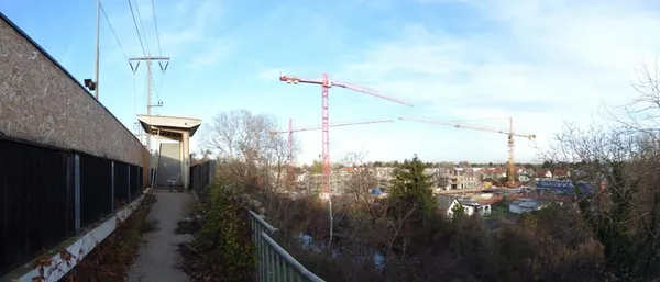 Baufortschritt der neuen Wohnungen neben der Station, Foto 3