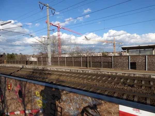 Baufortschritt der neuen Wohnungen neben der Station, Foto 23
